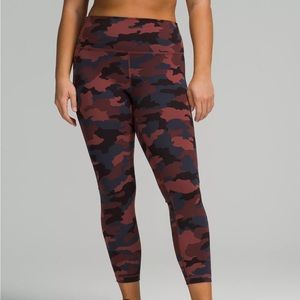 WUNDER TRAIN HIGH-RISE TIGHT 25"
Camo Smoky Red Night Sea Multi
Lululemon